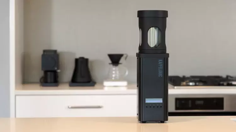 آلة KAFFELOGIC في المطبخ